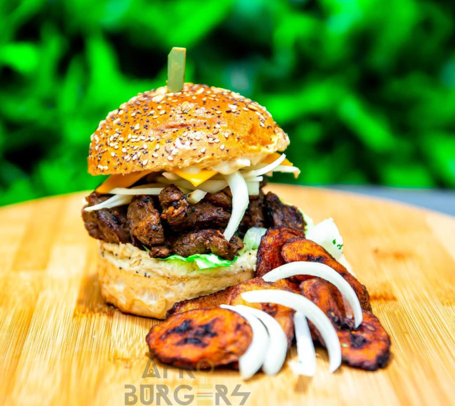 Street-food : AfroBurgers rend justice à la cuisine africaine à la place Poelaert