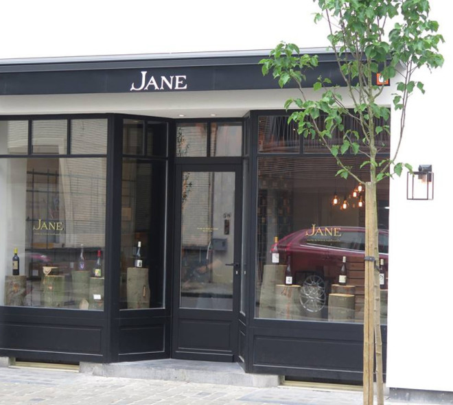 Jane rejoint Tarzan et démocratise le vin naturel à Bruxelles