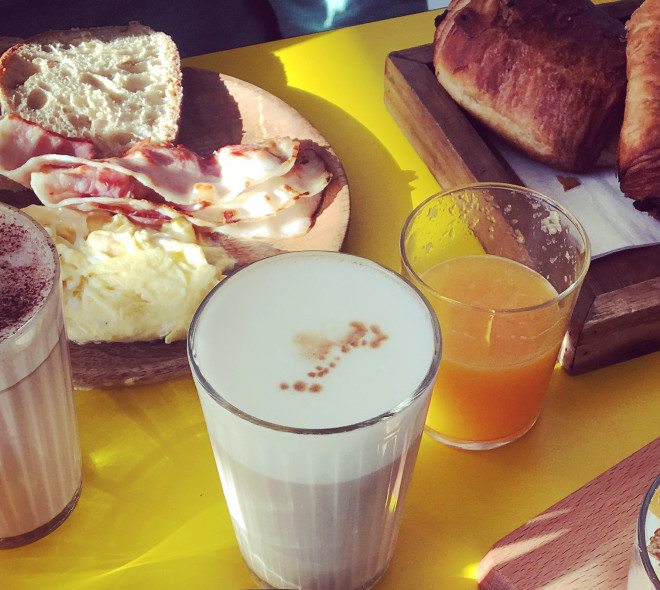 Un petit coup de mou ? Sirotez un café entre potes au Coffee Lacrosse