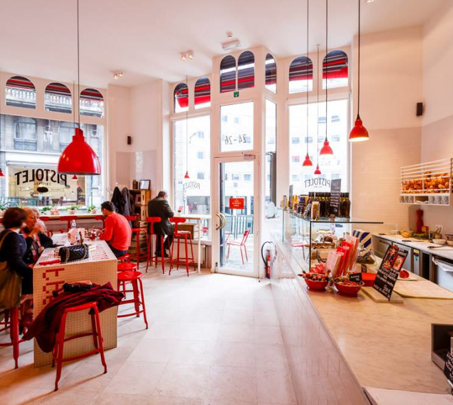 Le petit pain national se nomme : Pistolet Original