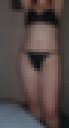 Foto de user1766068643217 en Je montre mes sous-vêtements