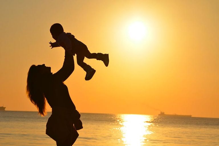 Comment Faire Marcher Un Bébé Sans Avoir Mal Au Dos