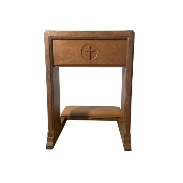 Classic Mouseman Prayer Desk with Carved Cross to Front Panel