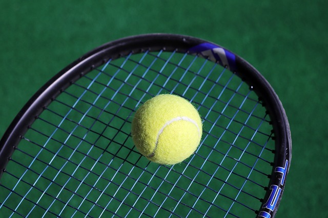 Le_tennis_mondial_se_remettra_t_il_de_la_retraite_de_Roger_Federer