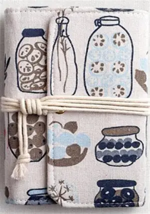 Carnet-classeur avec pochette en tissu crème "Bouteilles et bocaux" | 复古手账本 A6手绘瓶罐
