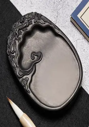 Pierre à encre avec un dragon | 聚宝貔貅 研墨石砚