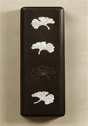 Presse-papier en bois de santal "Feuilles" | 紫光檀木压纸文镇