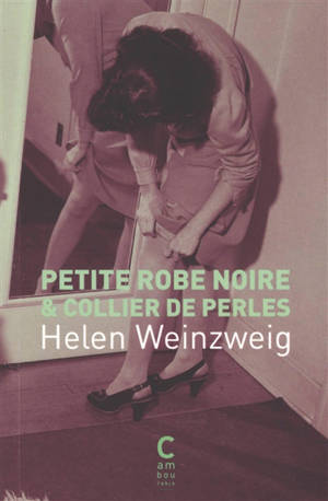 Petite robe noire & collier de perles