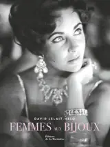 Femmes aux bijoux