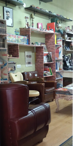 Esmorga Barbershop en Ourense