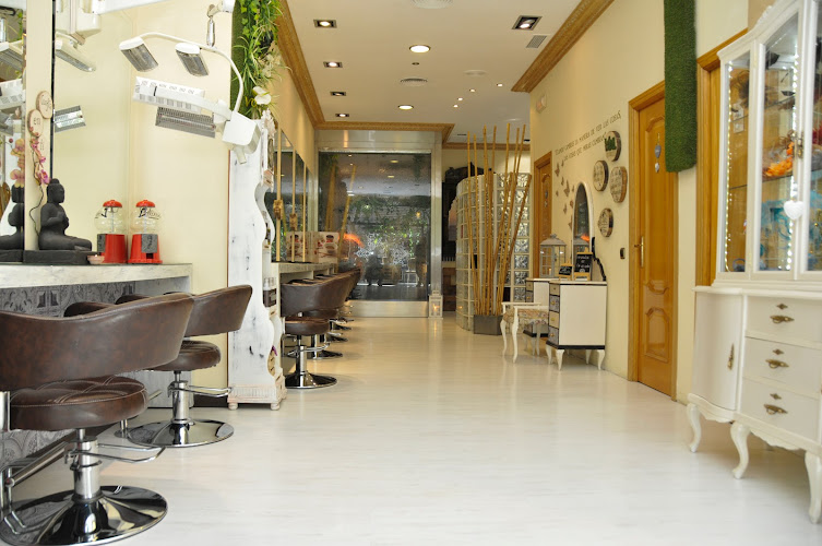 Lobal Peluqueros y Estética en Pozuelo de Alarcón