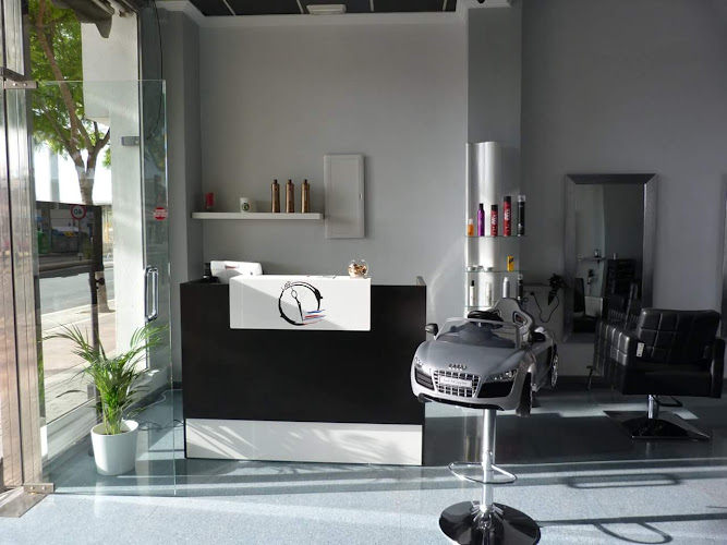 Luis Miguel Pavia Estilistas Peluquería Barbería en Sant Vicent del Raspeig