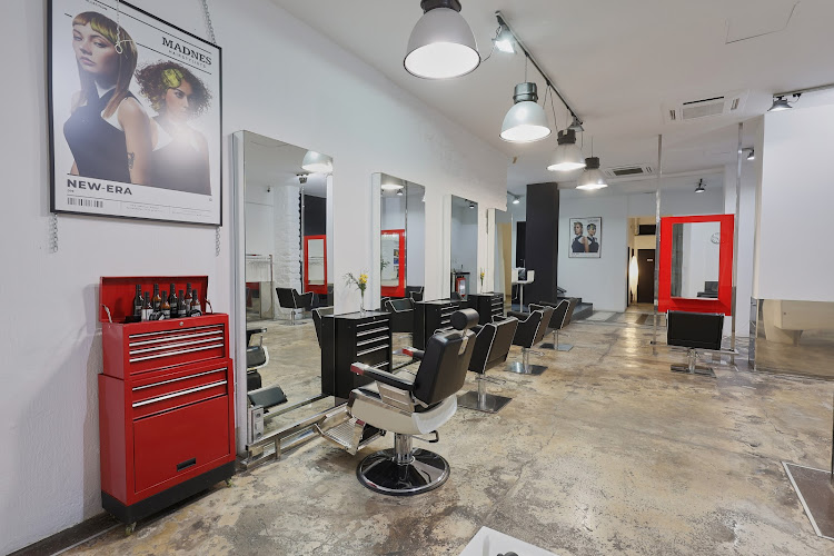 Madnes Peluqueros en Alicante