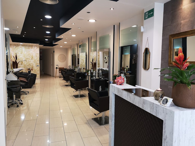 Peluquería By Mumo saló D'imatge en Tarragona