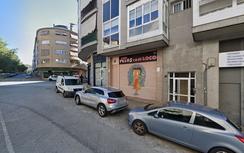 Peluquería Con Pelos y a Lo Loco en Ourense