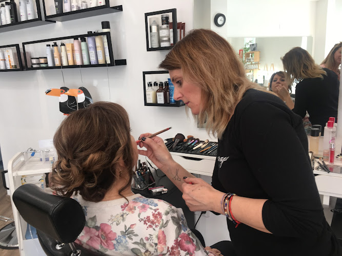 Peluquería Irene Moraga Beauty & Barber Salón en Elda