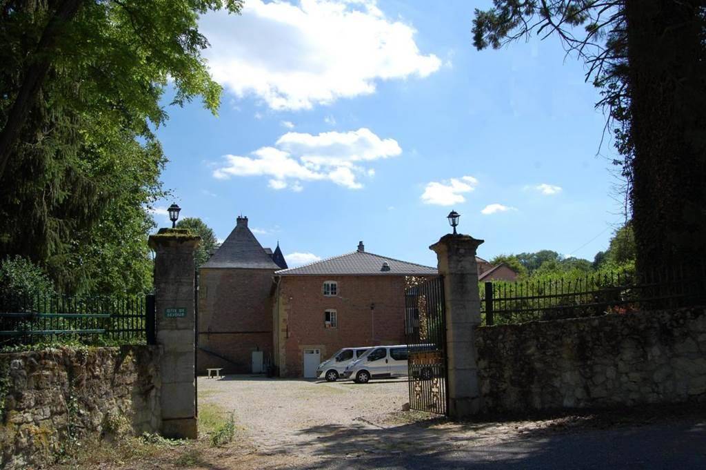 Gîte n°311 "LE RELAIS DU CHÂTEAU" – CHATEL CHEHERY
