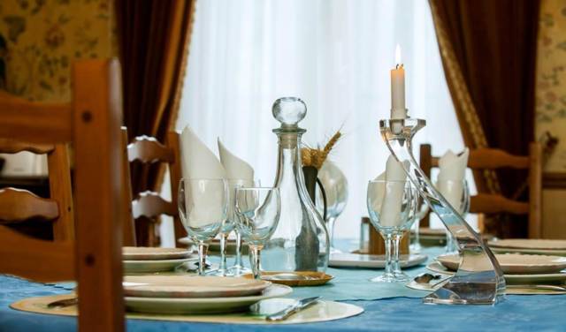 5 salle a manger table