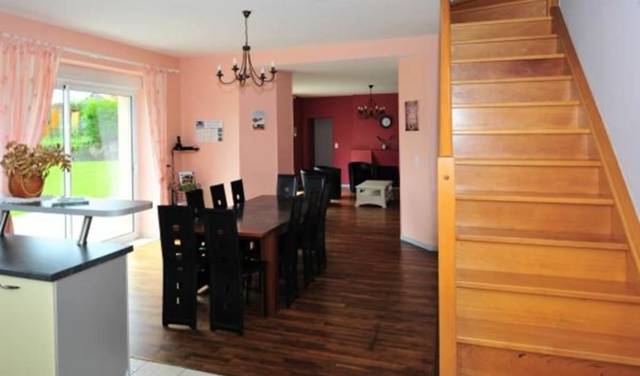 Gite La Cure, maison spacieuse pour 2 à 10 pers. à moins d'1h de Reims, Charleville-M. et Sedan - Savigny-sur-Aisne - Ardennes