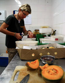 PAD_animalier_dun_jour_preparation_repas_cuisine.jpg