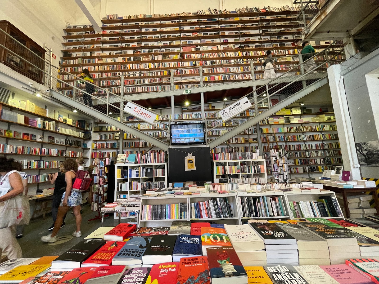 Photo 3 of Ler Devagar (Lisbonne)