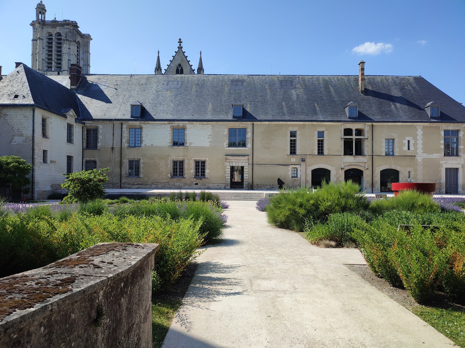 Musée d'Art Moderne - collections nationales Pierre et Denise Lévy
