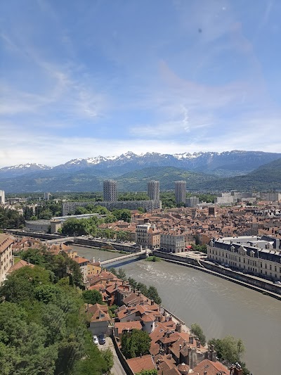 Photo 2 de Téléphérique Grenoble -Bastille