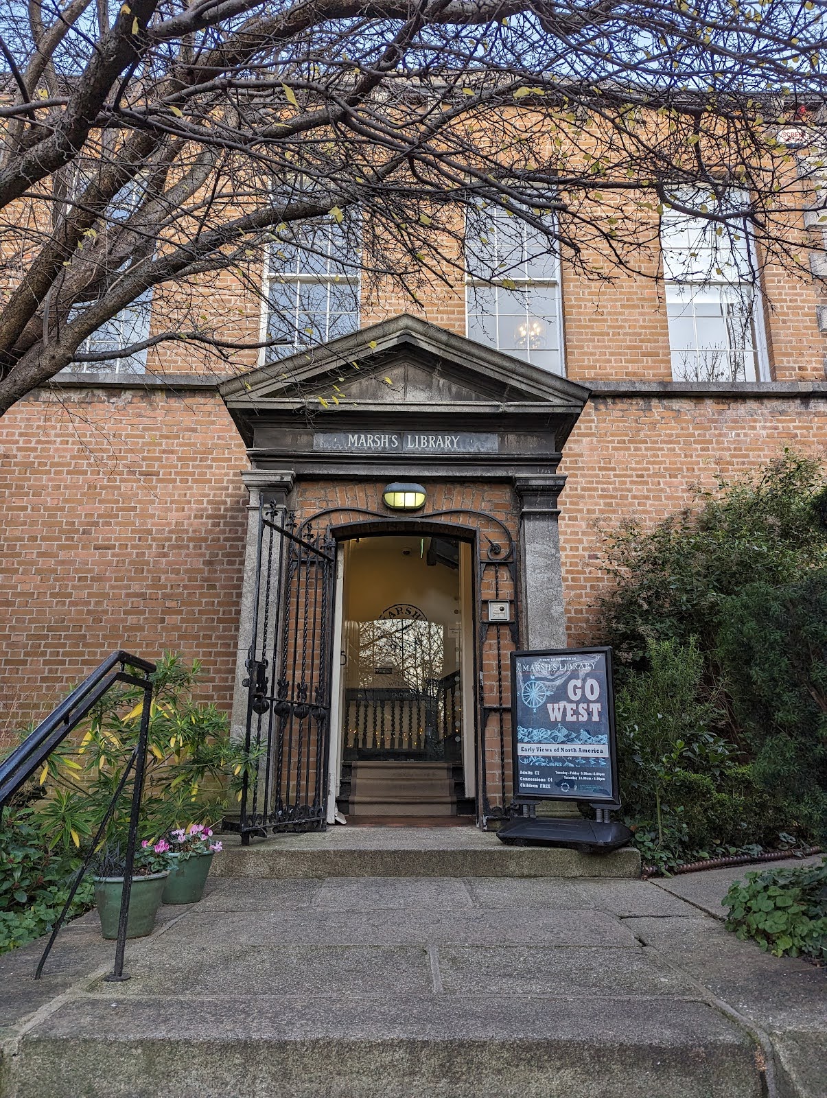 Photo 3 de Marsh’s Library