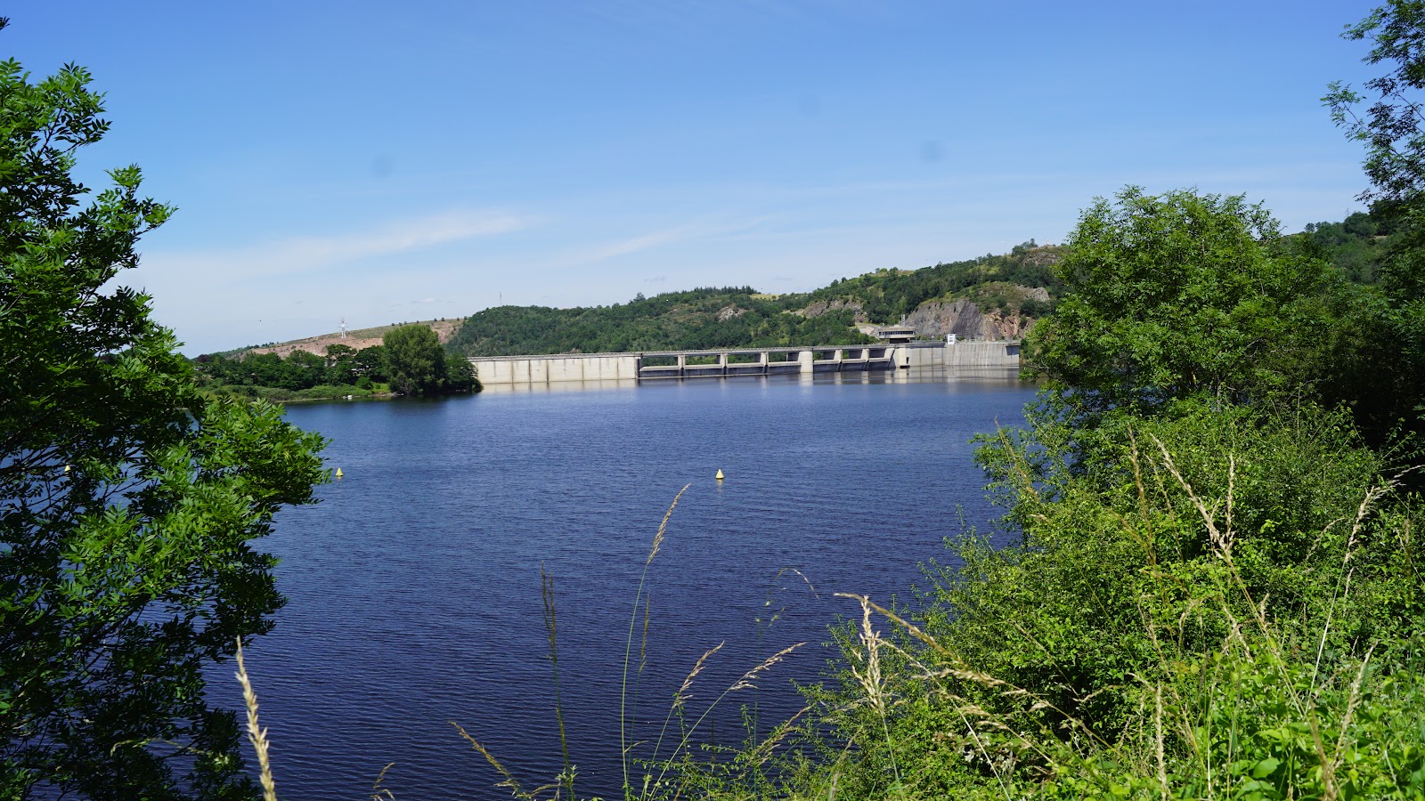 Photo 2 de Lac de Villerest