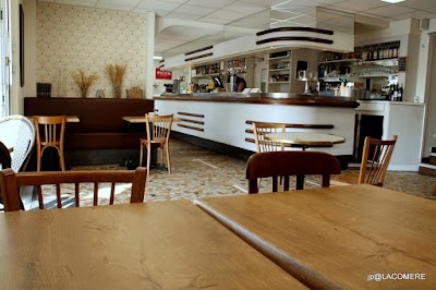 Photo 3 de CAFE LUCE RESTAURANT