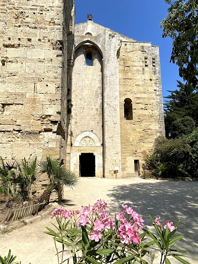 Cathédrale de Maguelone