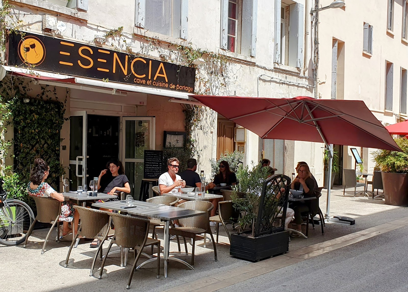 ESENCIA, cave et cuisine de partage