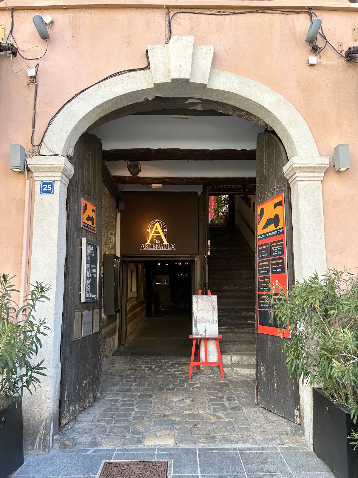 Librairie des Arcenaulx Jeanne Laffitte