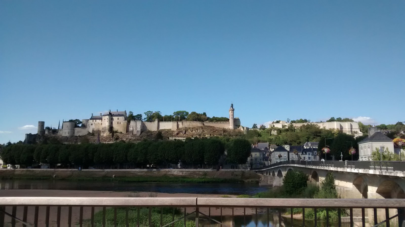 Photo 2 de Chinon