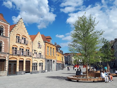 Photo 1 de Place Louise de Bettignies