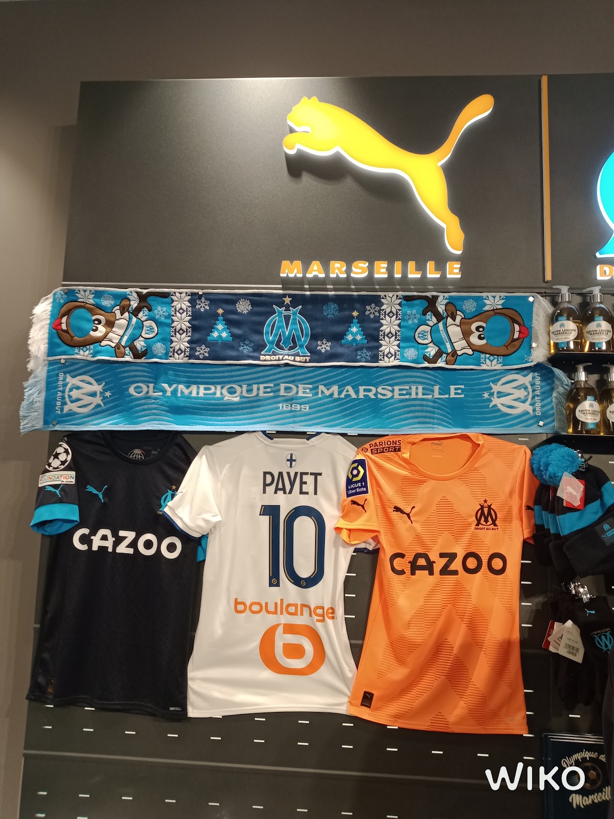 Photo 3 de Boutique OM Officielle - Canebière
