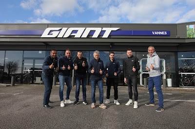 Photo 3 de Giant Vannes