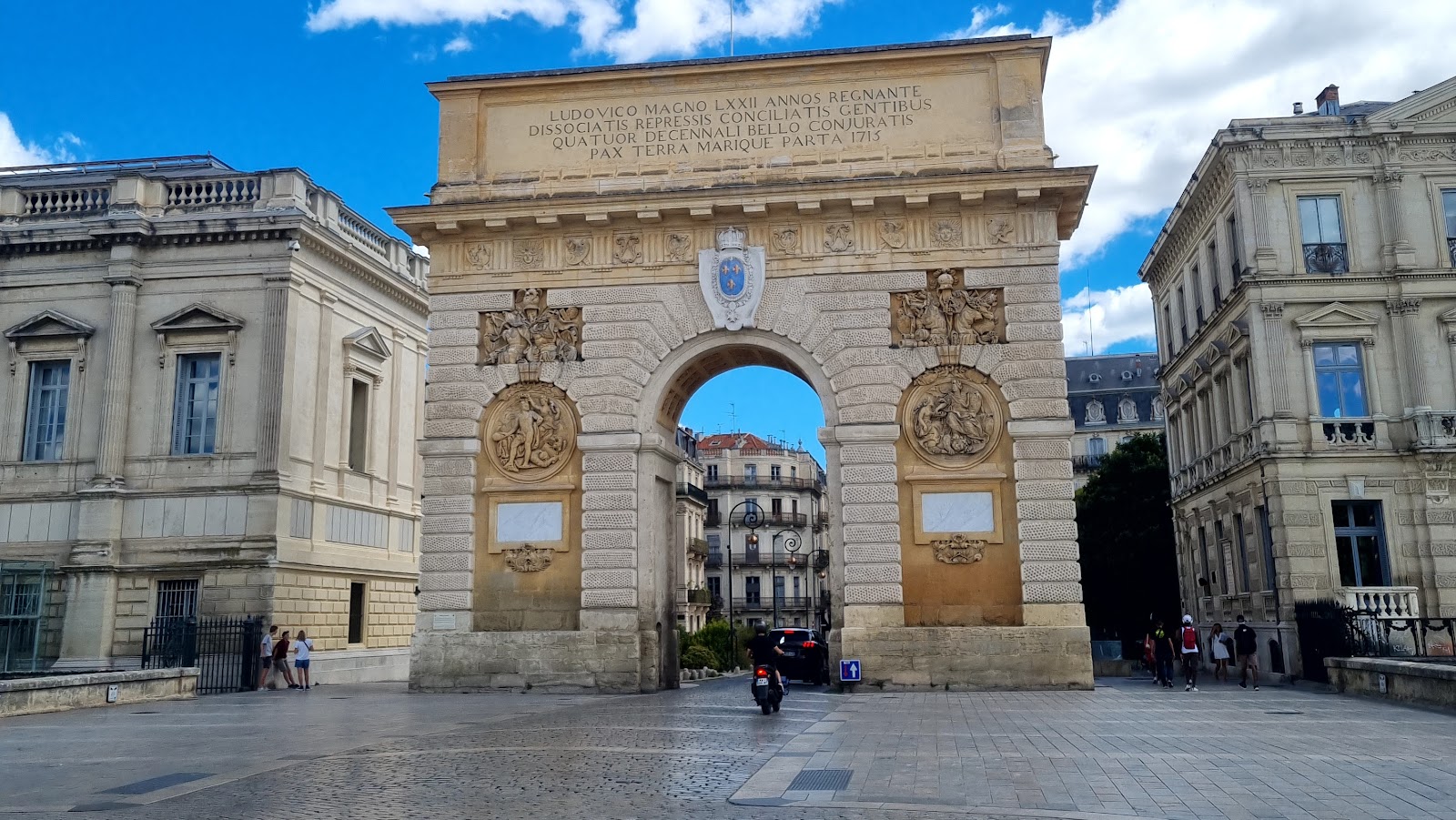 Photo 2 de Dimanches du Peyrou