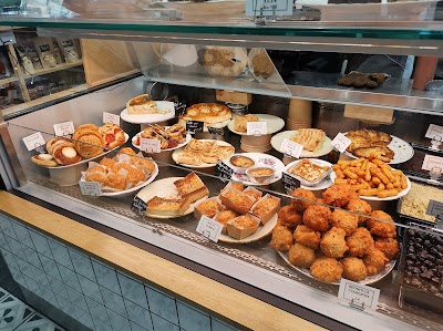 Photo 4 de Les Halles de Toulon - Biltoki