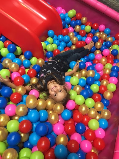 Photo 3 de New Jump Tours Trampoline park