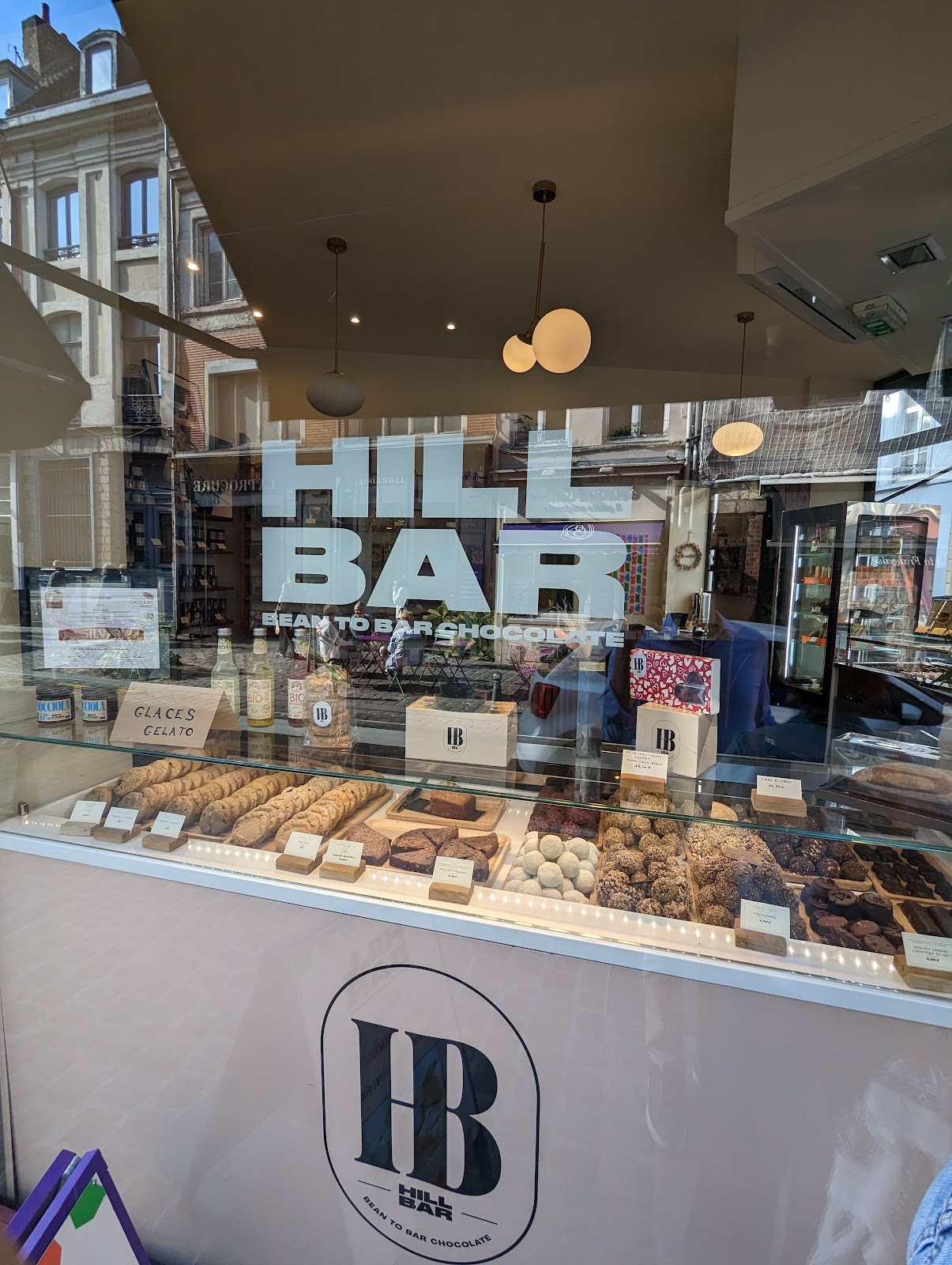 Photo 2 de HILL BAR