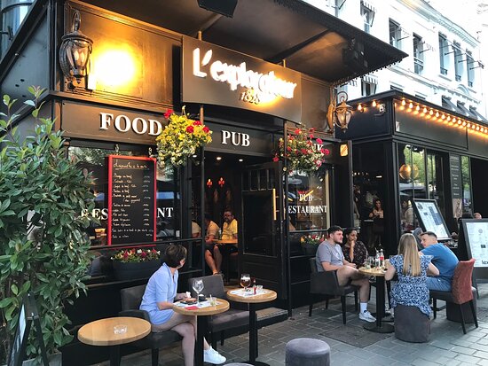 Photo 1 de L'Explorateur 1828 Pub Reims