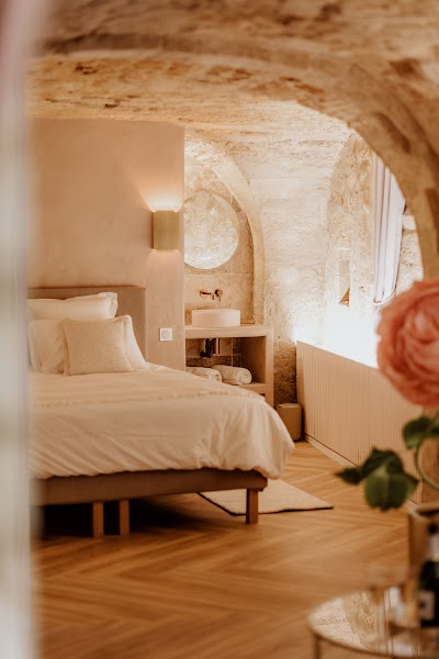 Photo 2 de Suite romantique Vénusa avec jacuzzi privatif