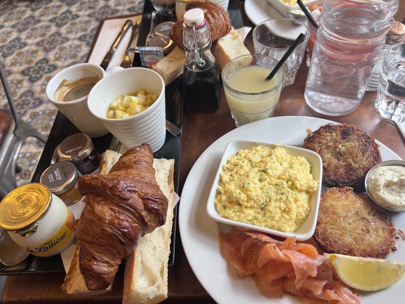 Photo 3 de Charbon Café