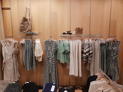 Photo 3 de MANGO