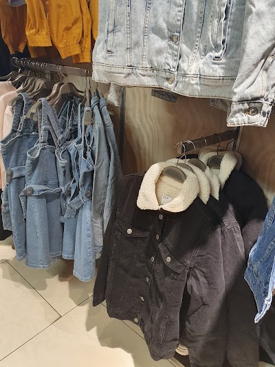 Photo 3 de Bershka