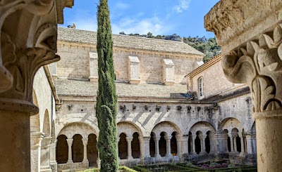 Photo 2 de Abbaye Notre-Dame de Sénanque