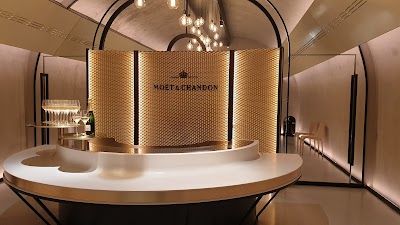 Photo 3 of Champagne Moët et Chandon