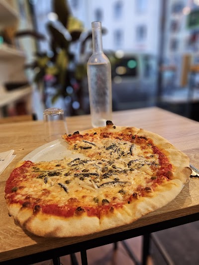 Photo 4 of Lorenzo pizzas