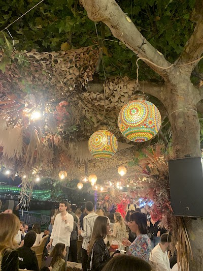 Photo 4 de Barbanegra | Terrasse Festive